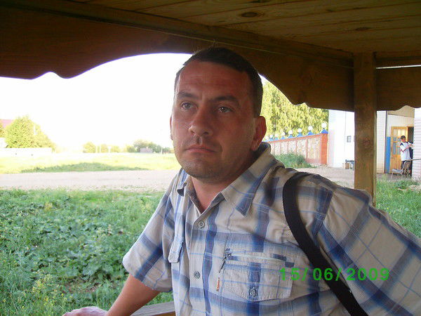 Максим Жигунов