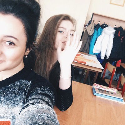 Олечка Лавриненко