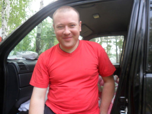 Николай Попов