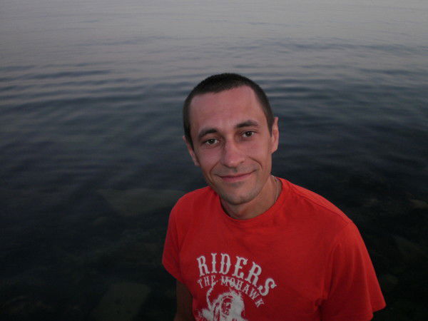 Максим Коверя