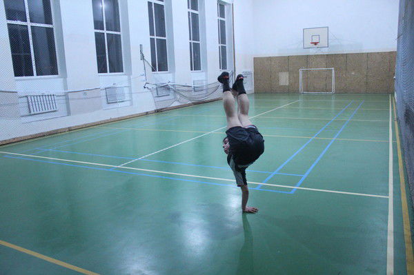 Владислав Семёнов