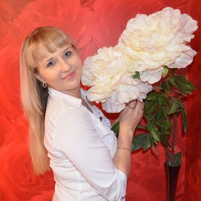 Елена Сарычева