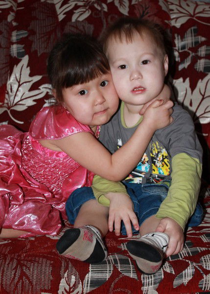 Данияр И Кмбат Карабаевы