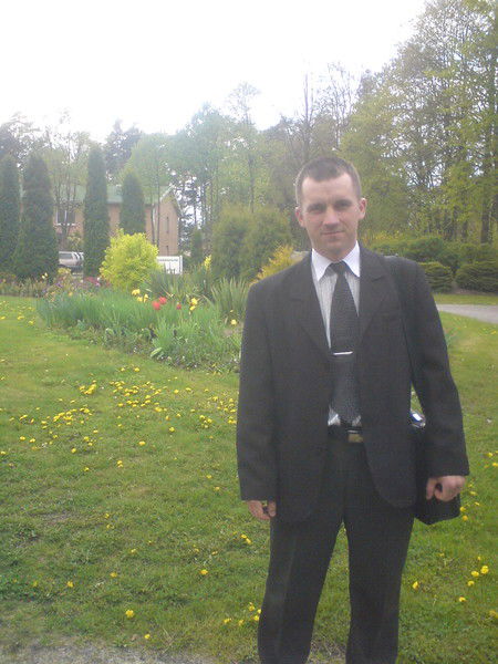 Алексей Чекарёв