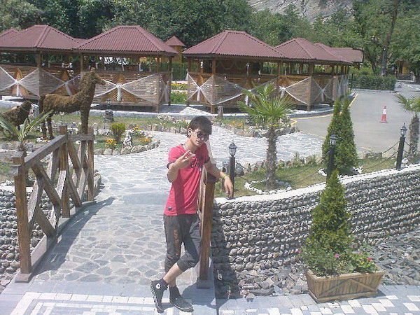 Элик Аллахвердиев