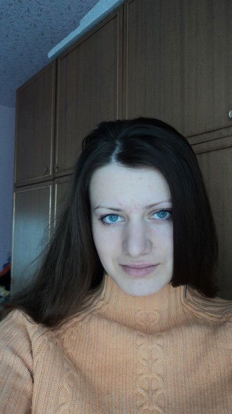 Аня Исакова