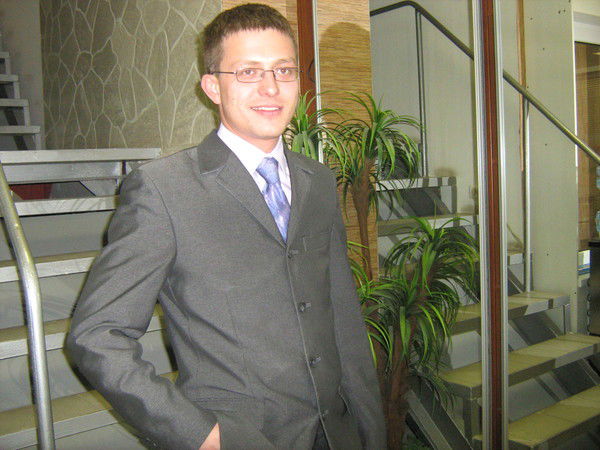 Илья Симонов