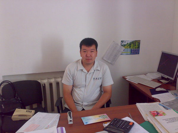 Леонид Цыренов