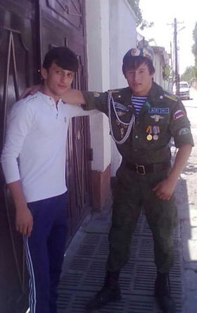 Низом Исламов