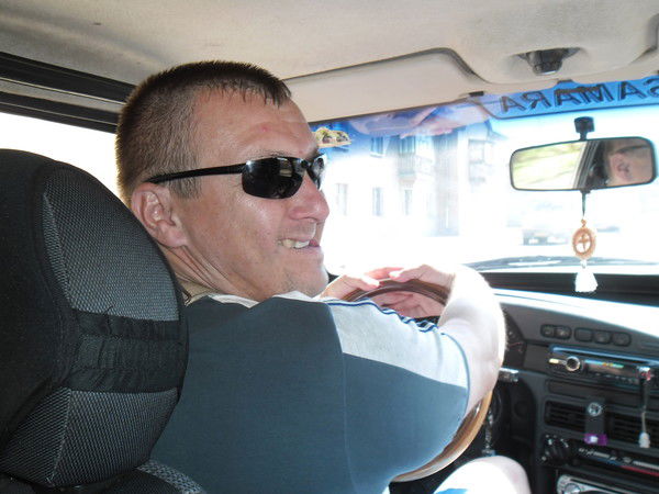 Денис Иванов