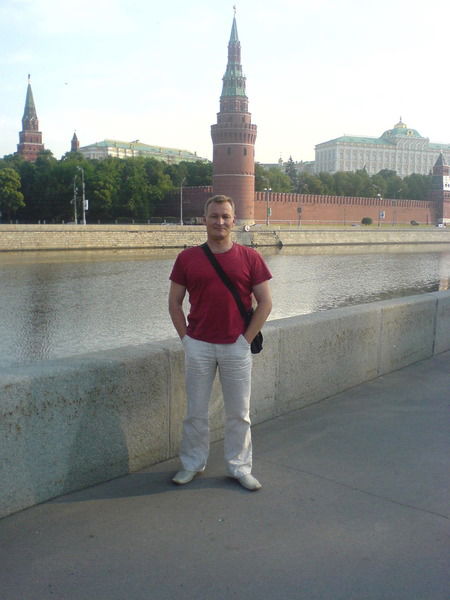 Олег Кузнецов