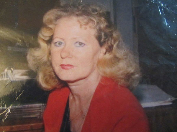 Любовь Злетова