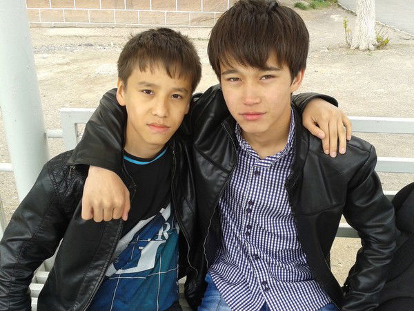 Жандос Отан