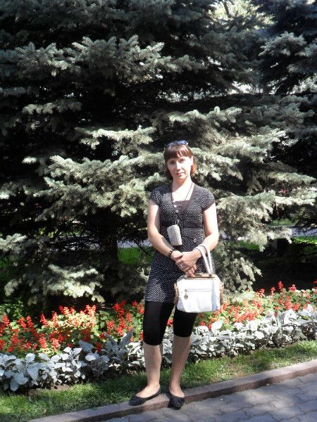 Елена Узбекова