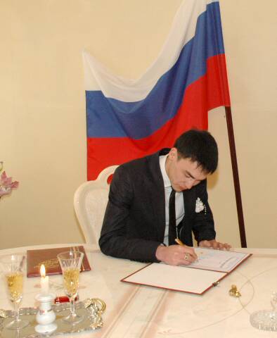 Алибек Хасанов