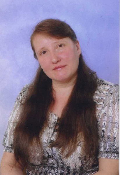 Лена Хасанова