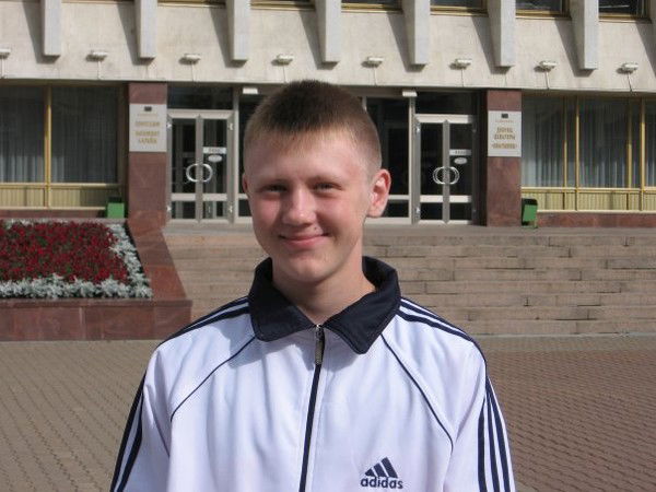 Антон Шарипов