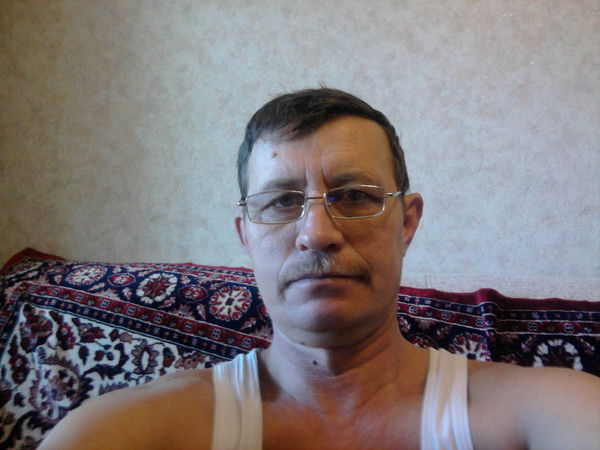 Юрий Глухих