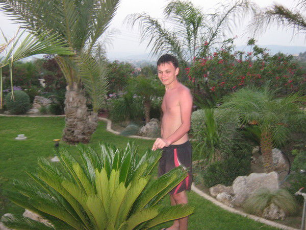 Рустам Абдушукуров