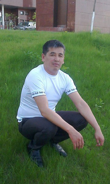 Алли Парпиев