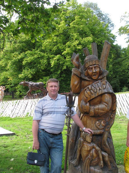 Николай Волков