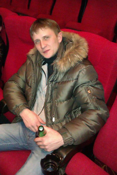 Дмитрий Стошин