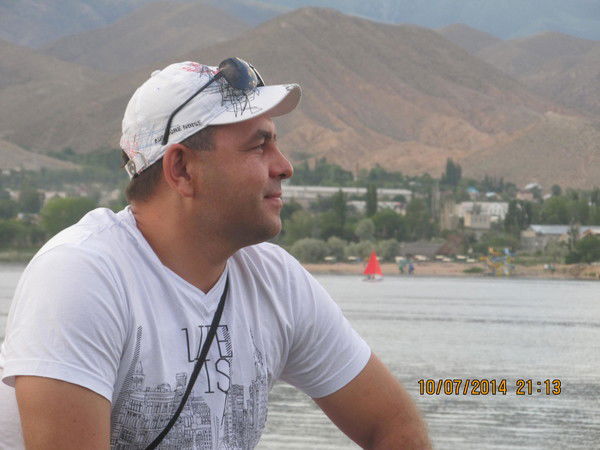 Павел Вечканов