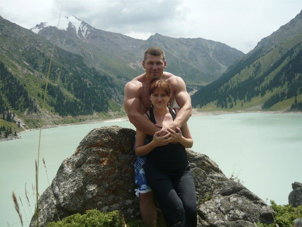 Юрий Петров