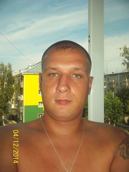 Денис Платонов