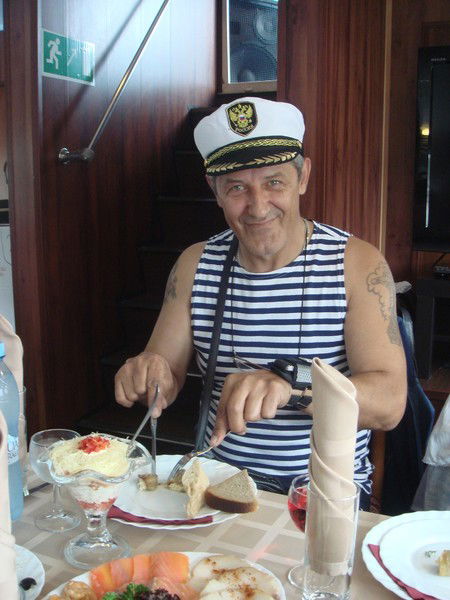 Игорь Ануров