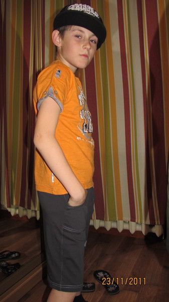 Владислав Титов