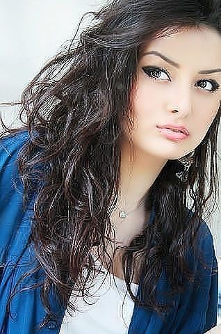 Марина Султанова