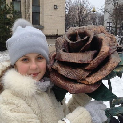 Настюша Рагулина