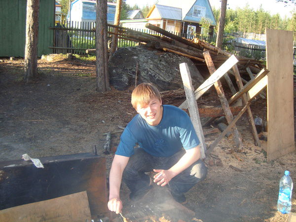 Андрей Белоус