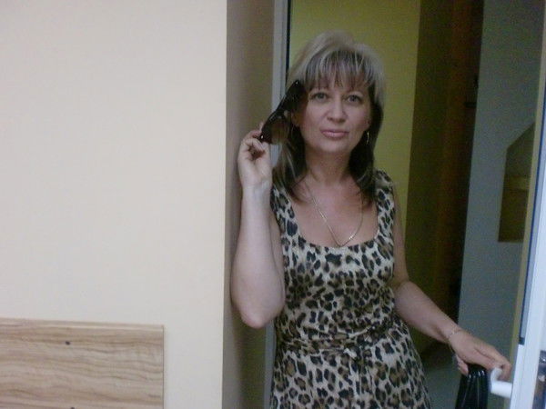 Елена Петрова