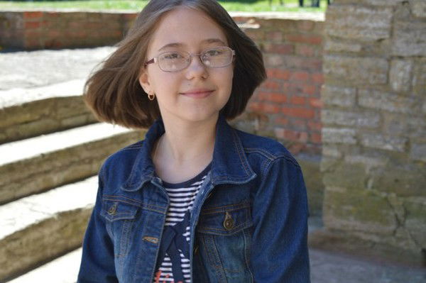 Алёна Комарова