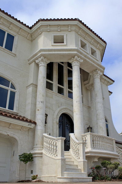 Тоо Royal Cream Stone