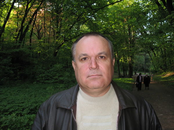 Юрий Суханов