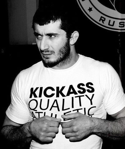 Аслан Акопян