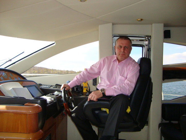 Юрий Губарев