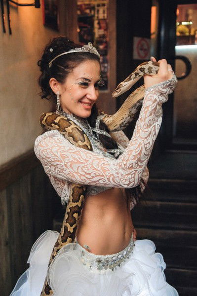 Елена Костяная