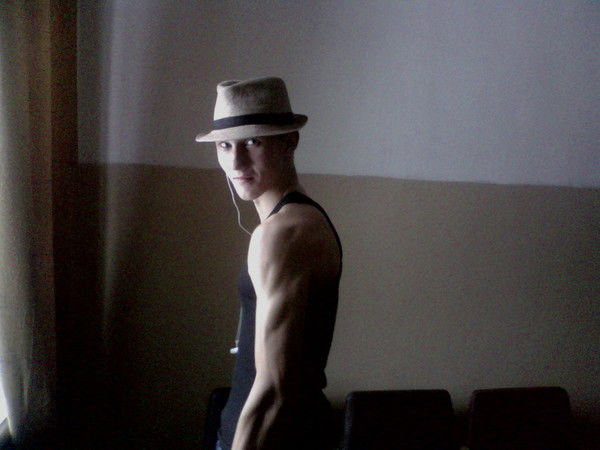 Макс Перевалов