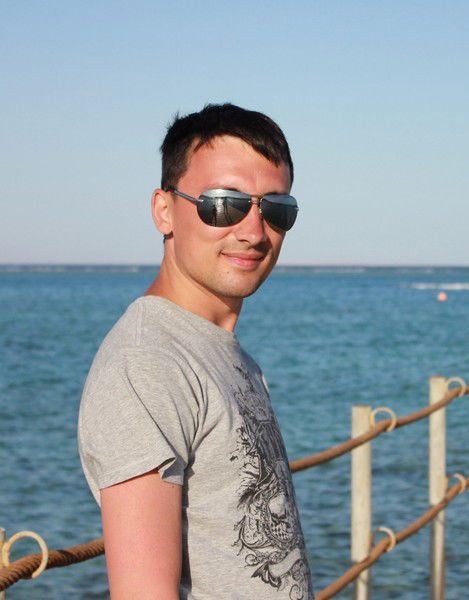 Евгений Аксенов