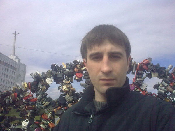 Евгений Петухов