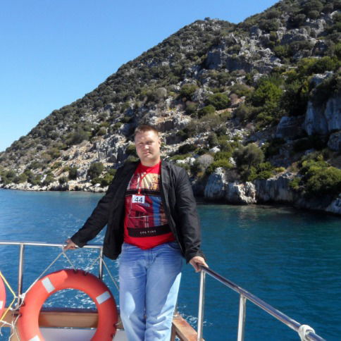 Антон Трушков