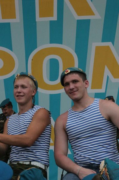 Женя Костин