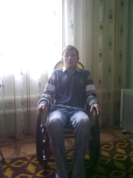 Денис Царев