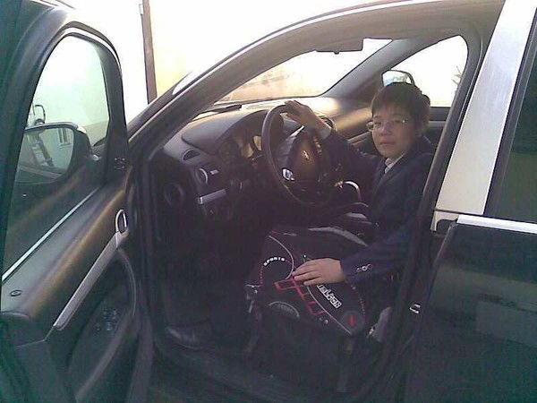 Алихан Жунуспеков