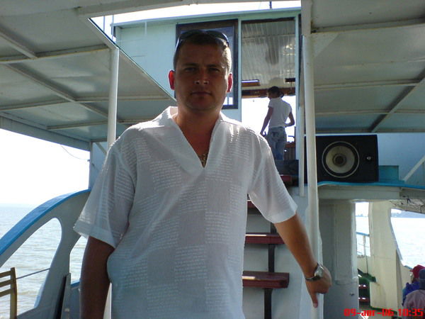 Леонид Пономарев