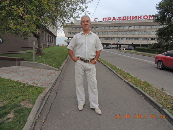 Василий Лойченко